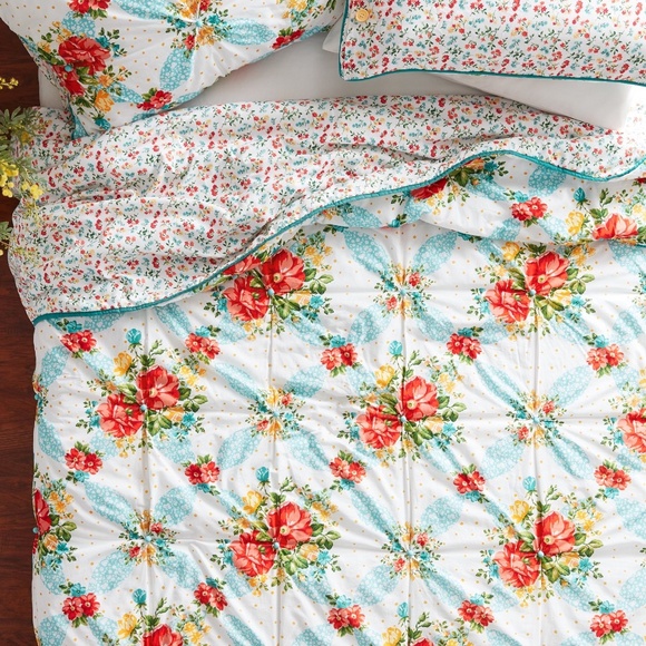 The Pioneer Woman Other - NWT Pioneer Woman Full/Queen Vintage Floral Comforter